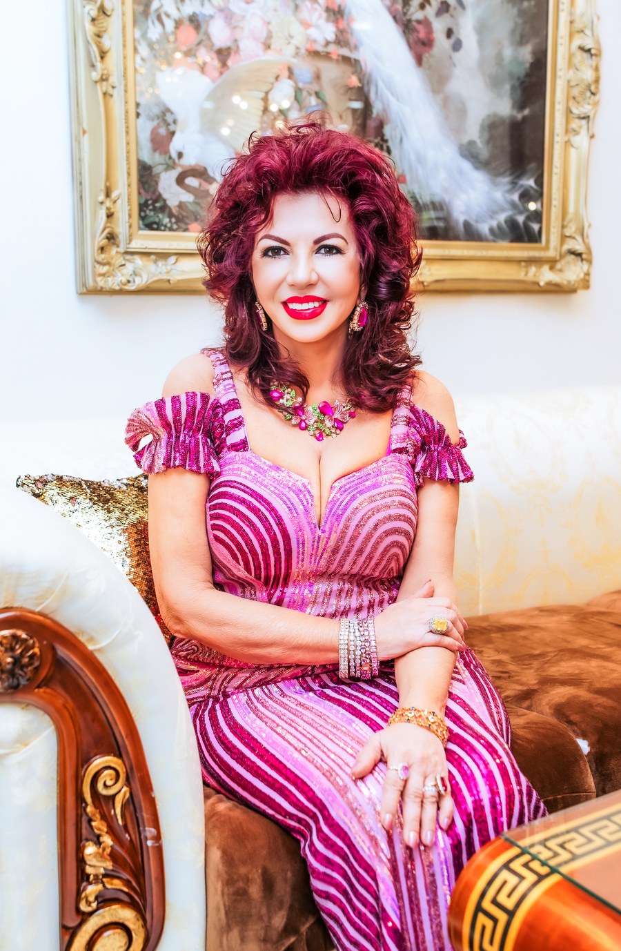 Dr. Carmen Harra